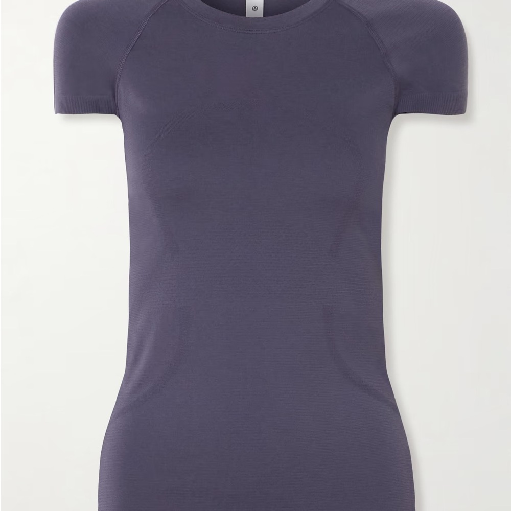 Lululemon Swiftly Tech Short
Sleeve Shirt 2.0